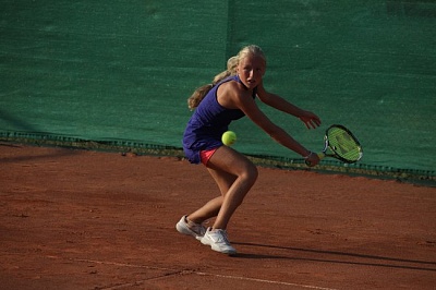 Tennis Europe 14&U. Les Petits As Mondial Lacoste. Старт Анны Титовец: победа и поражение