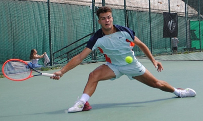 ITF World Tour. Magic Hotel Tours. Арутюнян и Остапенков не отобрали у хозяев ни сета