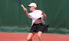 Tennis Europe 14&U. O pohar mesta Rakovnik. Николайчик добыла победу лишь в одиночке
