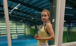 ITF World Junior Tour. Nova World International Serie. Остапенко и Шульский без побед не остались