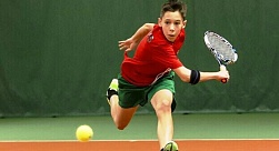 Tennis Europe 14&U. Salona Open 2017. Савелий Рачаловский вышел в третий раунд "основы"