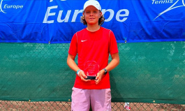 Tennis Europe 16&U. Matrix Optimum Istanbul. Светлов выбил фаворита