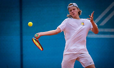 ITF World Junior Tour. Dubrovnik Cup. Лацис лучше выступил в парном