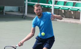 ATP Challenger Tour. Tenerife. Лютаревич не спасся с тройного матчбола