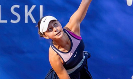 ITF World Junior Tour. Dubai. Хрущик одолела напарницу