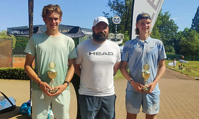 ITF World Junior Tour. Van der Valk Open. Лацис первенствовал в парном разряде