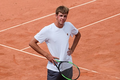 ITF World Tour. Rafa Nadal Academy. Сразу же проиграл