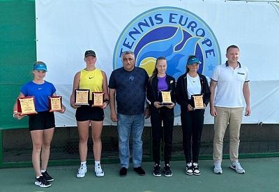 Tennis Europe16&U. 100th anniversary of Heydar Aliyev. Разина в финале одолела Грабовец