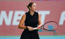 ITF World Tour. Zhengzhou Open. Хомутянская и Ласкевич в восьмёрке сильнейших