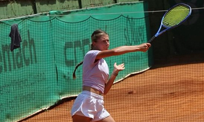 ITF World Junior Tour. Alibaba Cup. Коренчук добыла по виктории в каждой из сеток