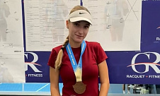 ITF World Junior Tour. Puerto Rico Bowl. Вансович провела по три матча в каждом зачёте