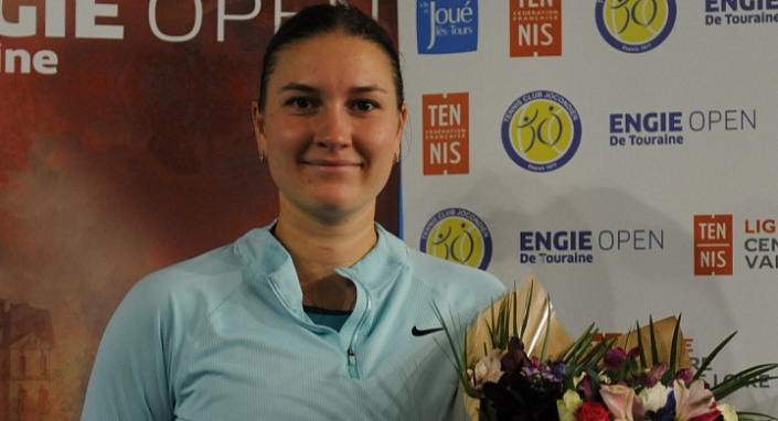 ITF World Tour. Internationaux de Touraine Feminin. Готовко первенствовала в личном разряде