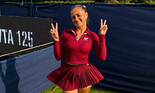 WTA Tour. Ilkley Open. Шиманович квалифицировалась