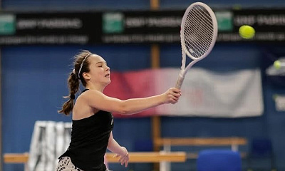 ITF World Junior Tour. Jug Open. Дрозденко прошла по раунду в обеих сетках