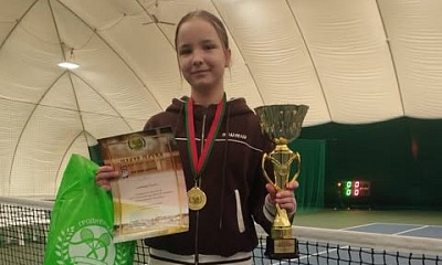 Tennis Europe 14&U. Tsaghkadzor Spring Trophy. Михно уступила только на тай-брейках