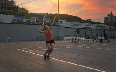 ITF World Tour. Magic Hotel Tours. Первые сеянные выбывают