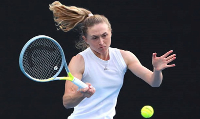 WTA Tour. Trophée Clarins. Саснович в четвёрке сильнейших