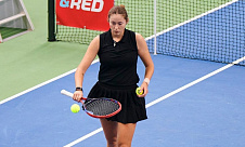 ITF World Tour. Cidade de Ourense. Хомутянская проявила волю