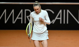 WTA Tour. Trophée Clarins. Саснович взяла семь геймов кряду
