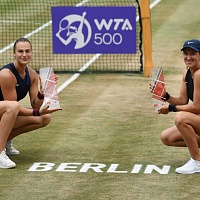 Арина Соболенко и Виктория Азаренко (2021)