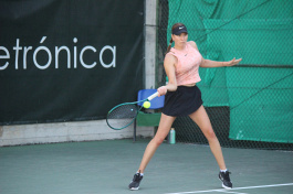 ITF World Tour. Santarem Ladies Open. В четвертьфинал не пробились