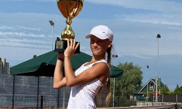 ITF World Junior Tour. UAE Open. Ляхова уступила Непорент в борьбе за место в парном финале