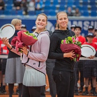 Арина Соболенко и Вера Лапко (2018)