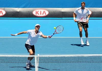 Мирный и Нестор вышли в полуфинал Australian Open.