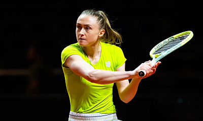 WTA Tour. Porsche Tennis Grand Prix. Саснович стартовала с семи победных геймов
