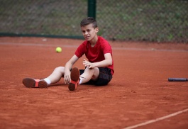 Tennis Europe 14&U. Hrach Israelyan Memorial Cup. Борьбу продолжит только Комар