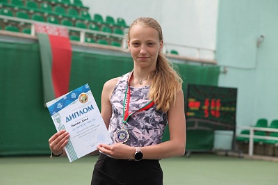 Tennis Europe12&U. Solnechnyi Cup. Пашкевич — победительница одиночки