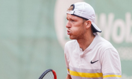 ATP Challenger Tour. Manama Challenger. Бетов в парном четвертьфинале