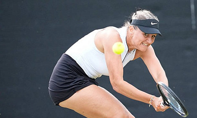WTA Tour. Nottingham Open. Шиманович с партнёршей в трёхсетовом триллере одолели сеянных